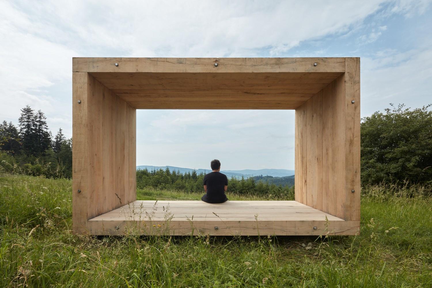 Open-Sky Courtyards